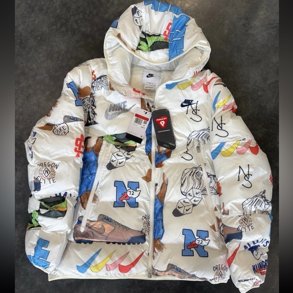 Nike Men Graphic Multicolor Puffer Jacket - Picture 2 of 8